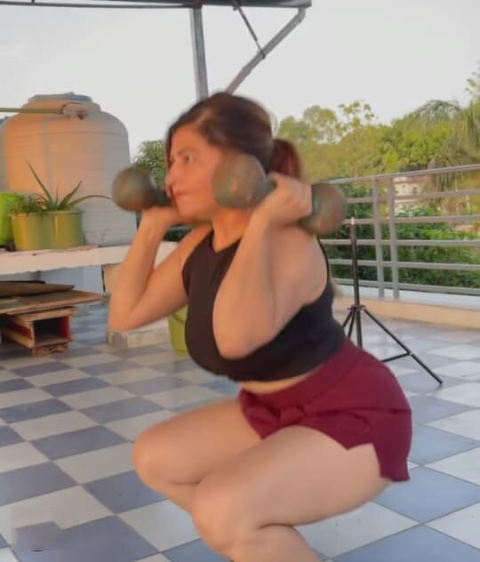 Video of girl in red saree