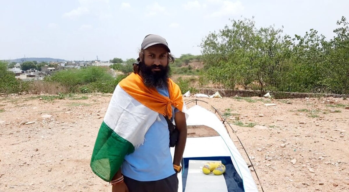 Awadhesh Sharma walk of 4200 km