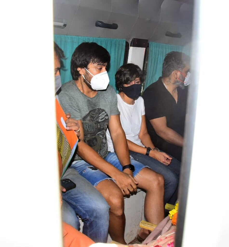 मंदिरा बेदी 