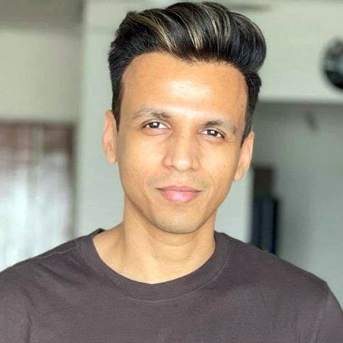 अभिजीत सावंत 1