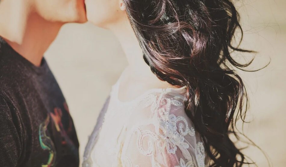 संबंधों को मजबूत करता है10