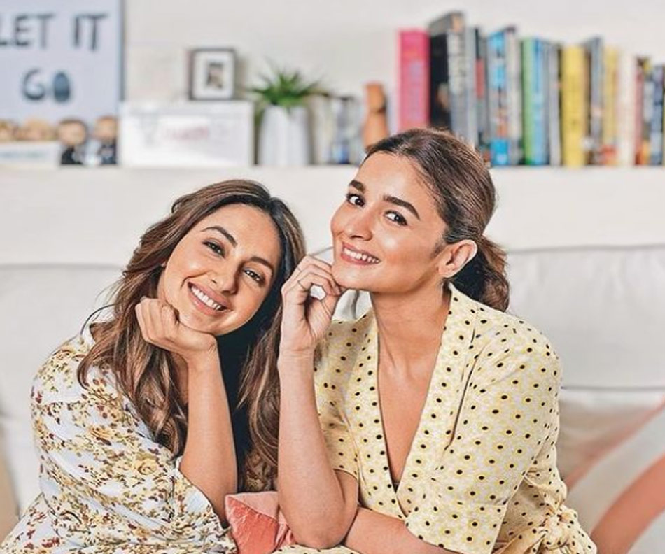 आल‍िया भट्ट-आकांक्षा रंजन कपूर 