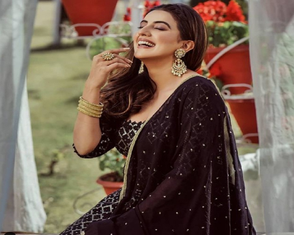 Bhojpuri Actress Akshara Singh (photo: singhakshara)
