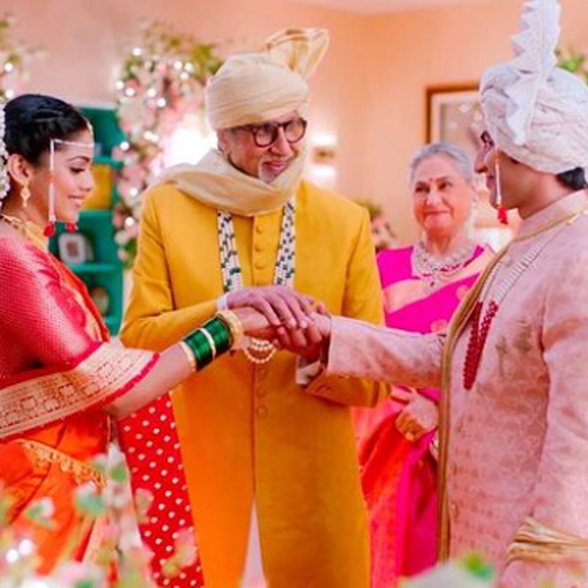 अक्षय खरोड‍िया ऐड शूट में 