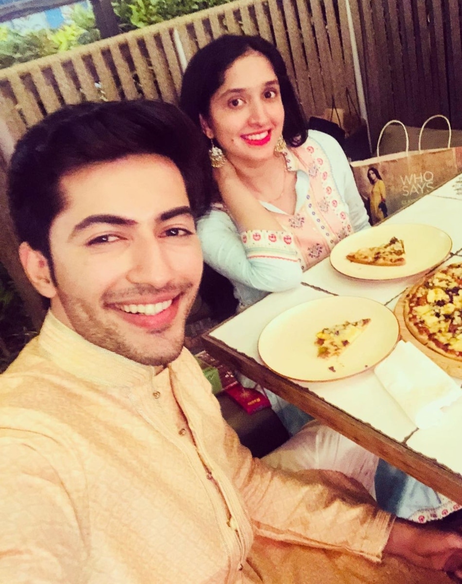 अक्षय खेरोड़िया 