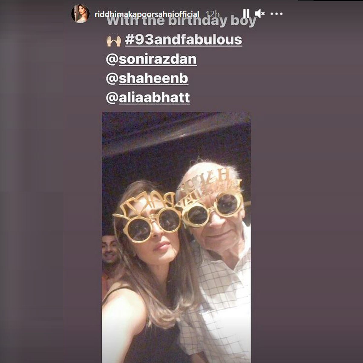 आलिया के नाना का बर्थडे