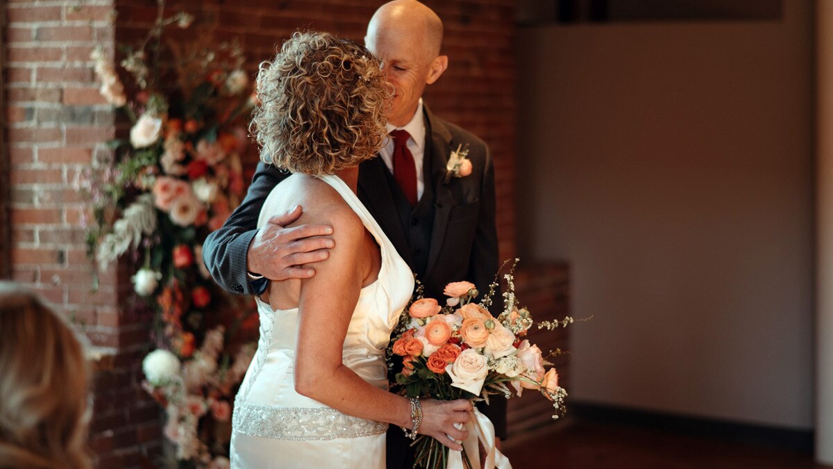 पत्नी से की दोबारा शादी