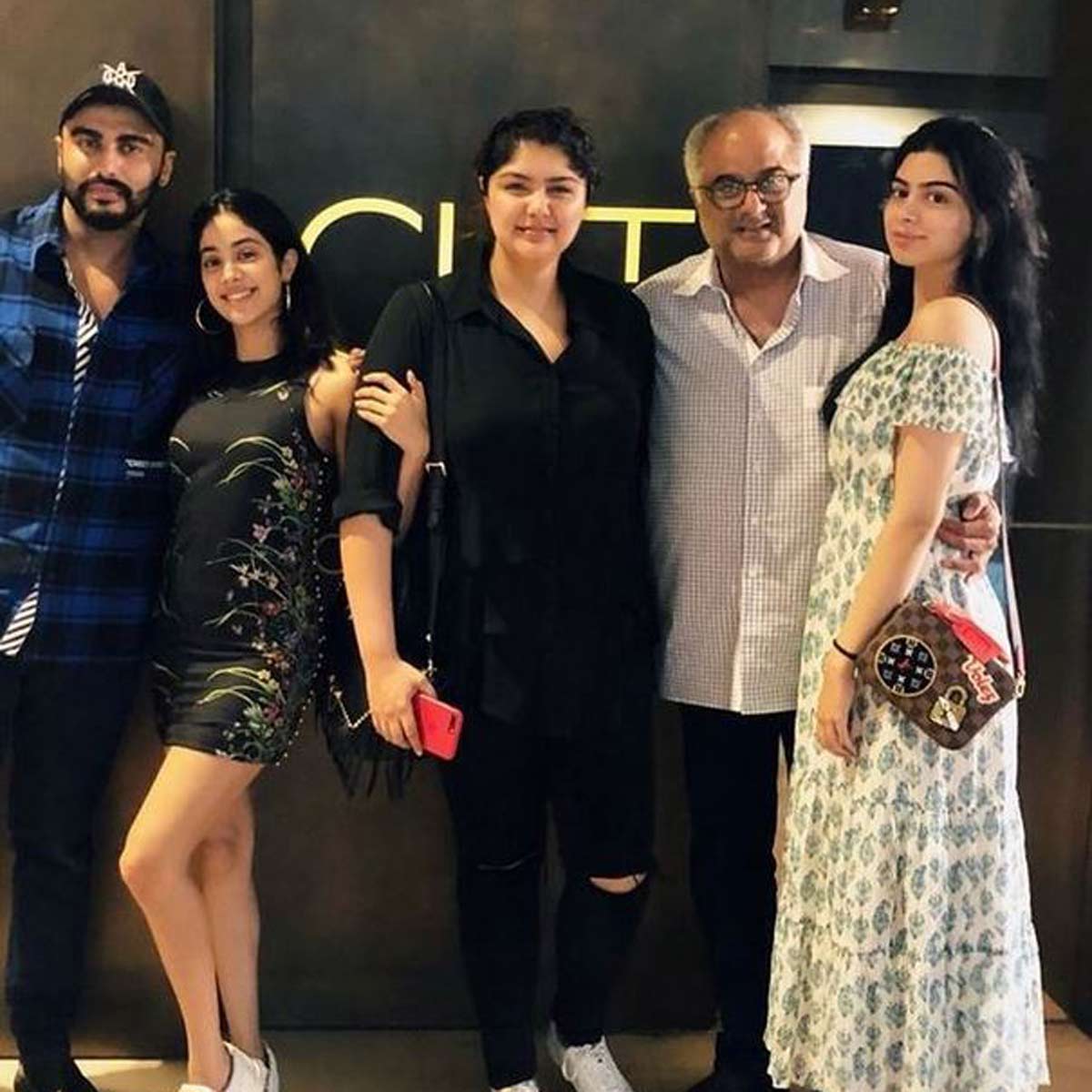 अर्जुन-अंशुला-जाह्नवी-खुशी-बोनी कपूर 