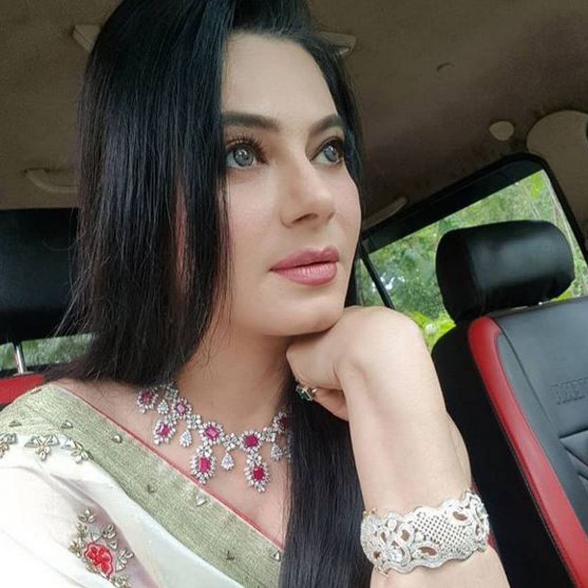 तस्नीम शेख