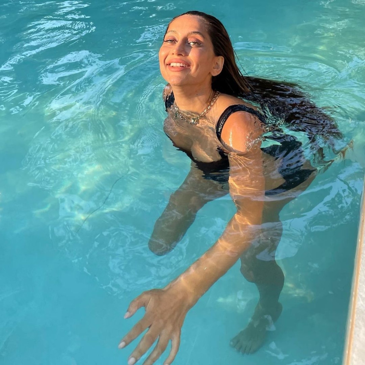 अनुषा दांडेकर 