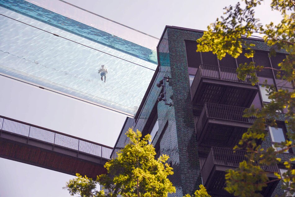 London Sky swimming pool