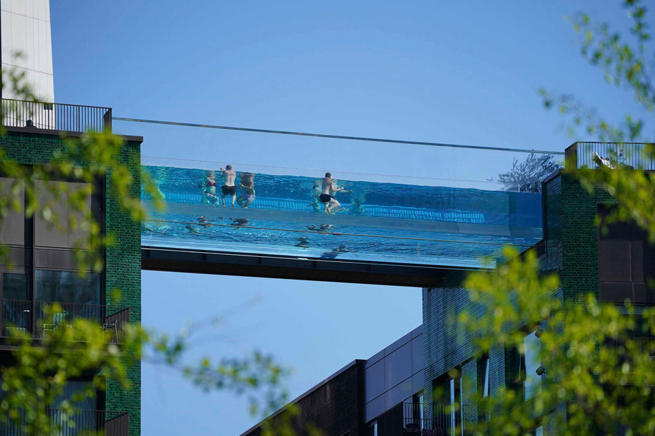 London Sky swimming pool