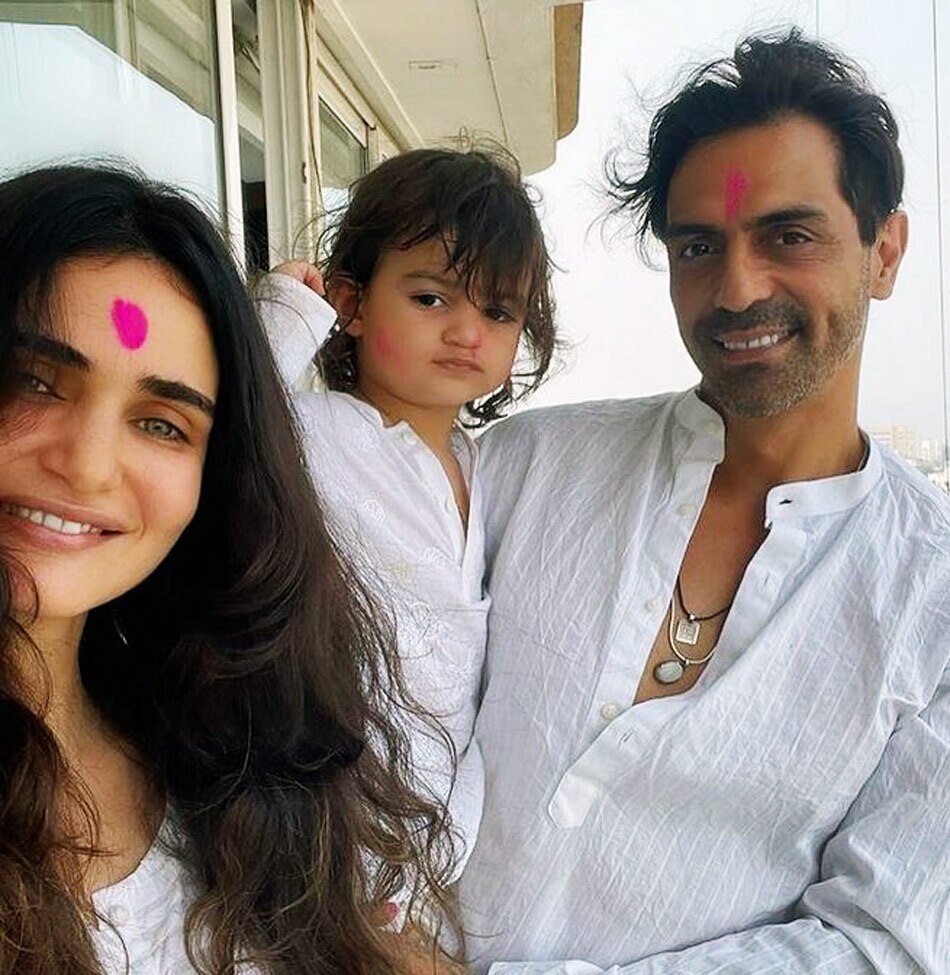 फैमिली संग अर्जुन रामपाल 