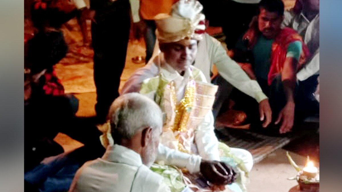 दूल्हा सहित बारात फुर्र