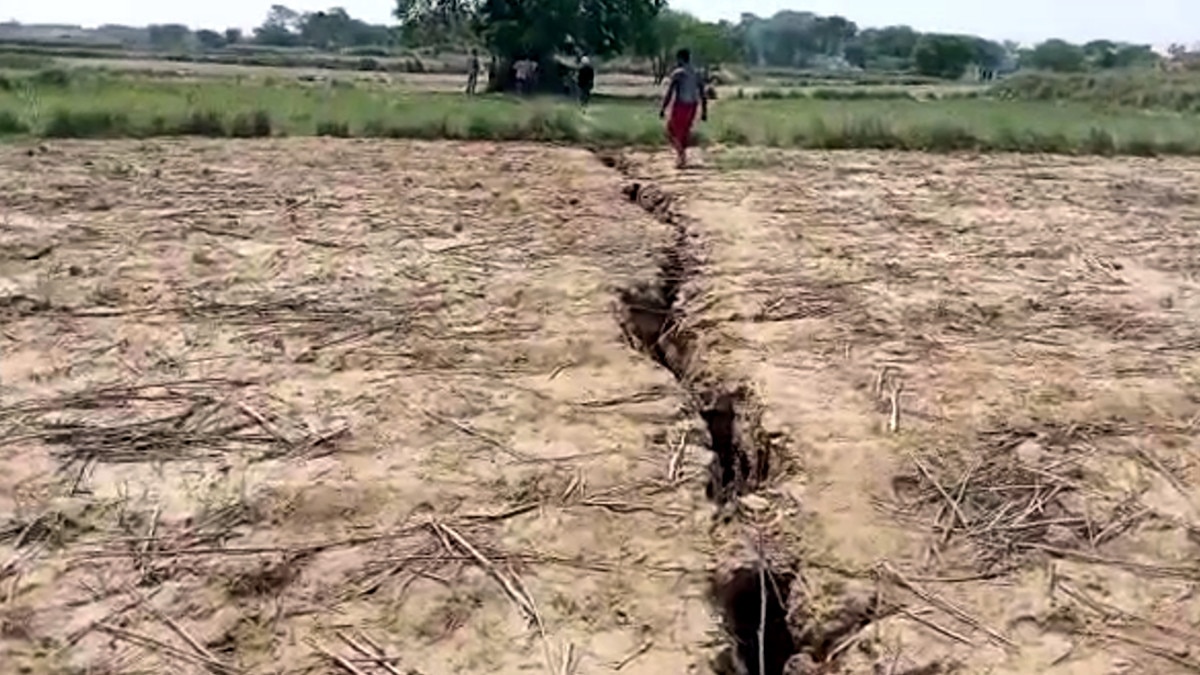land crack in bhind video viral 