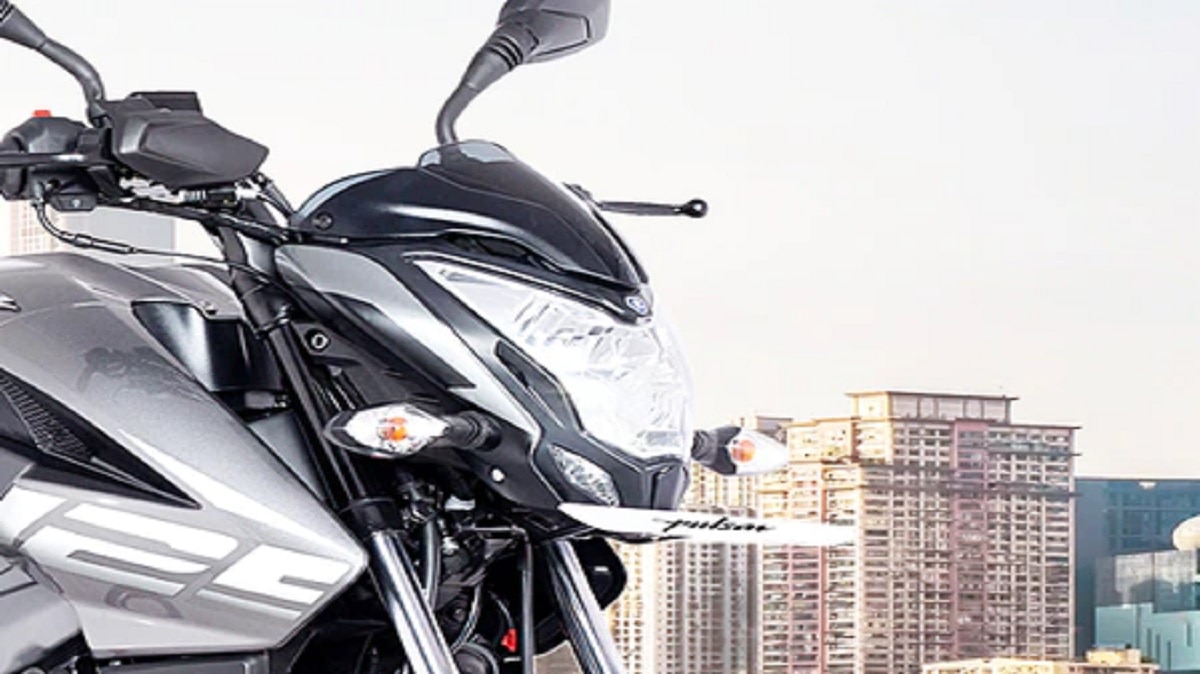 बिके महज़ इतने टू-व्हीलर्स