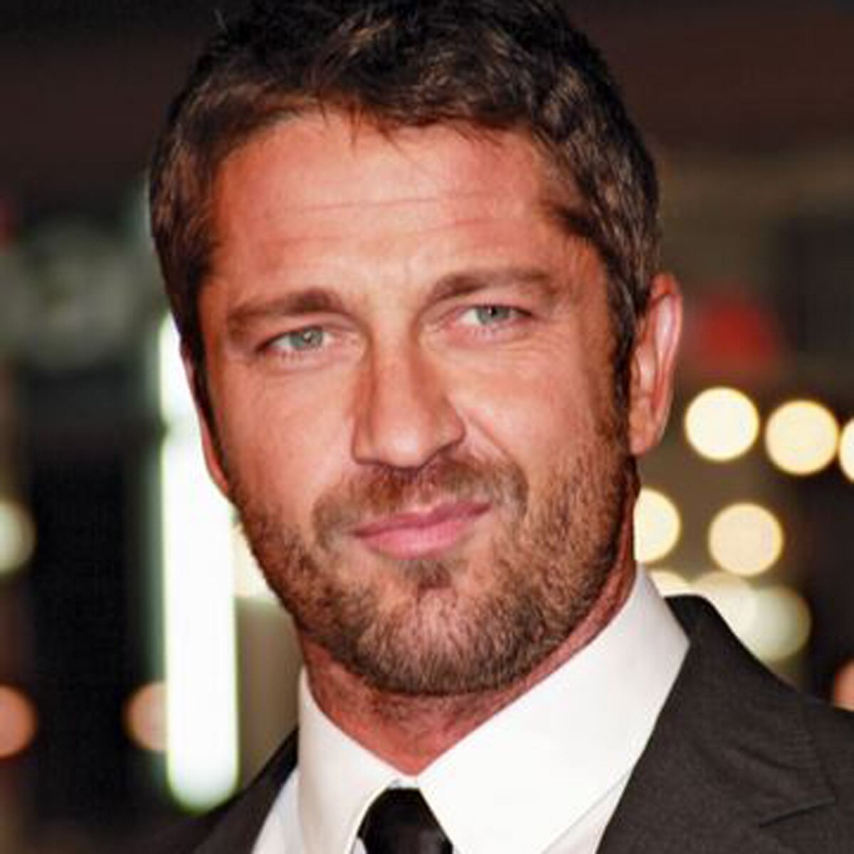 गेरार्ड बटलर