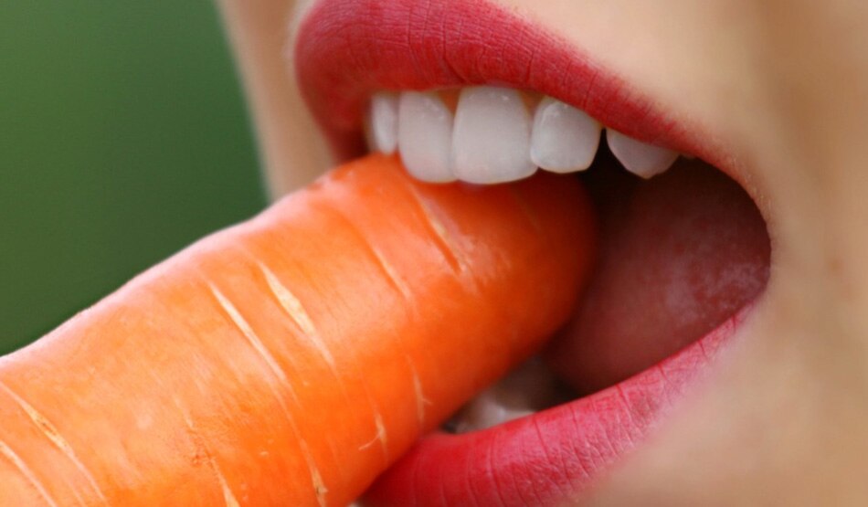 दांतों और मसूड़ों के लिए फायदेमंद