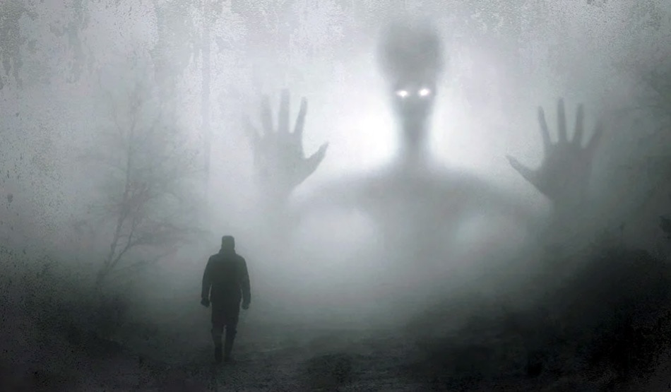 सपने में काली परछाई देखना