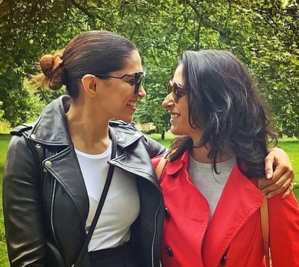 दीप‍िका-अनीशा 