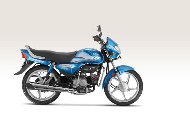 Hero HF Deluxe की बिक्री में भी भारी गिरावट 