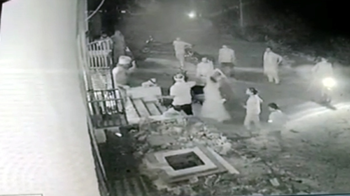 Woman alleges molestation