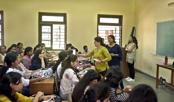 किस कोर्स के लिए मिलता है लोन? 