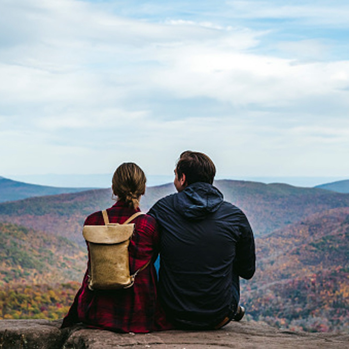 couple trekking mountain sex