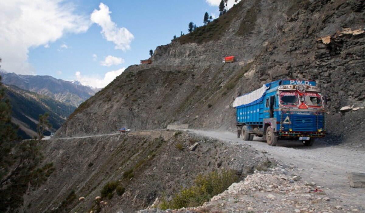 बनिहाल-काजीगुंड सुरंग