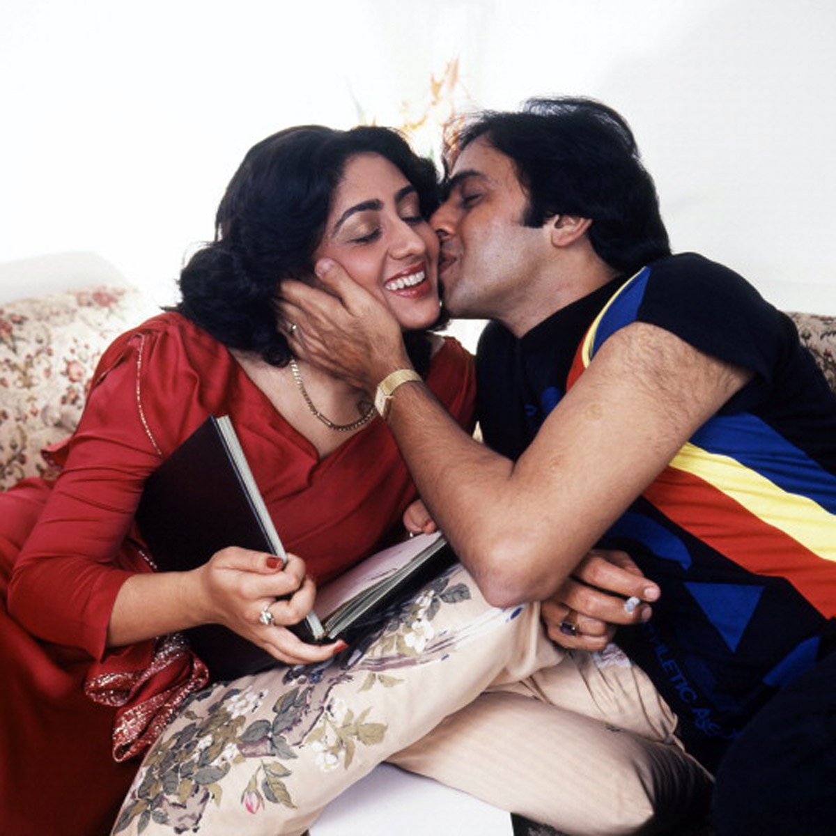 ब‍िंंद‍िया गोस्वामी व‍िनोद मेहरा 