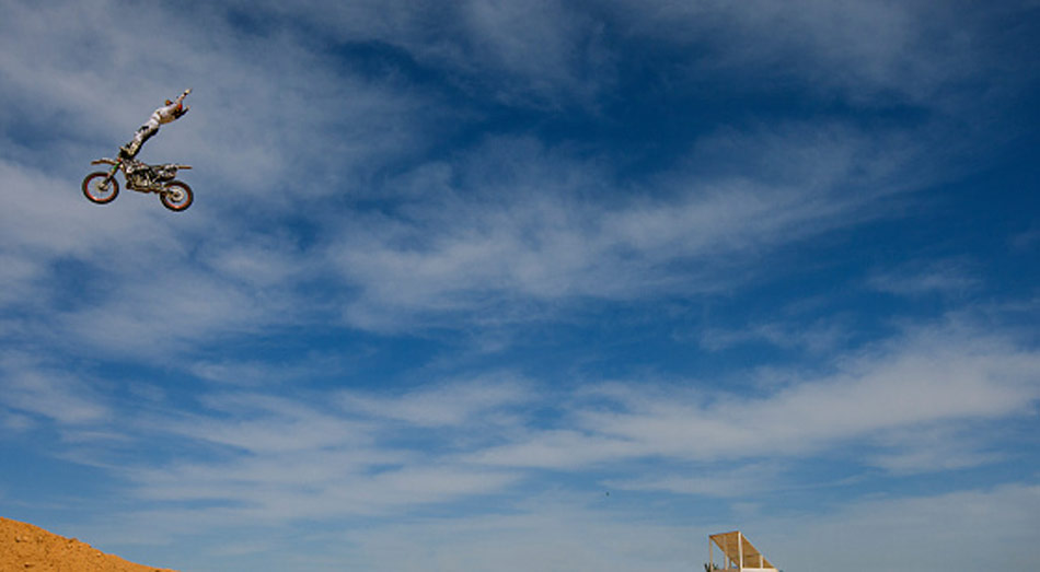 stuntman dies during stunt