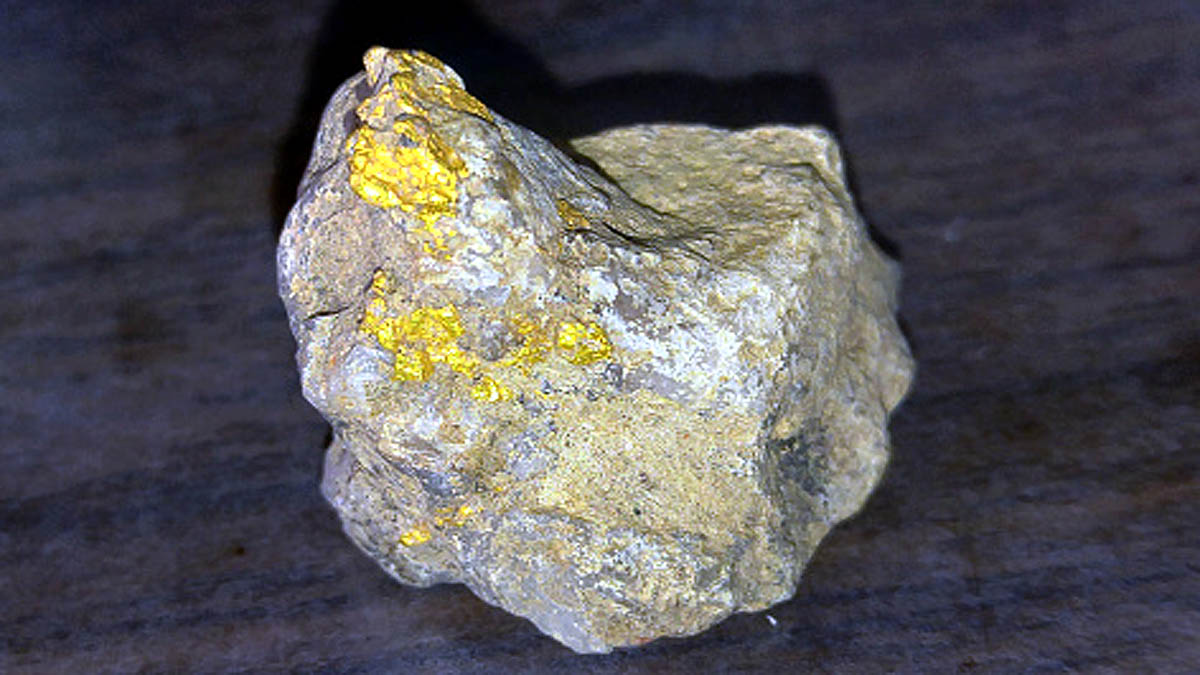 Gold Veins in Rocks