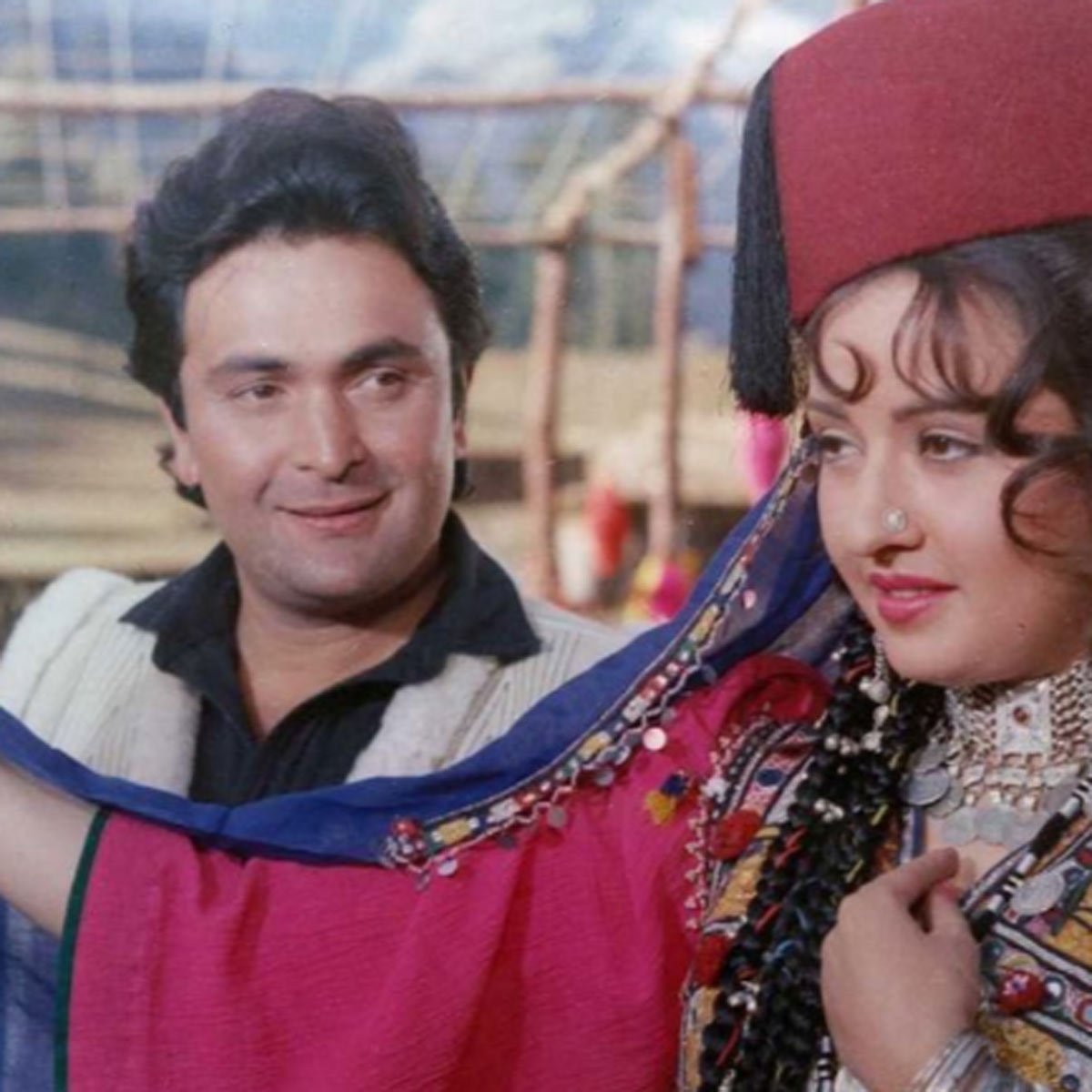 हिना (ऋष‍ि कपूर-जेबा बख्त‍ियार)