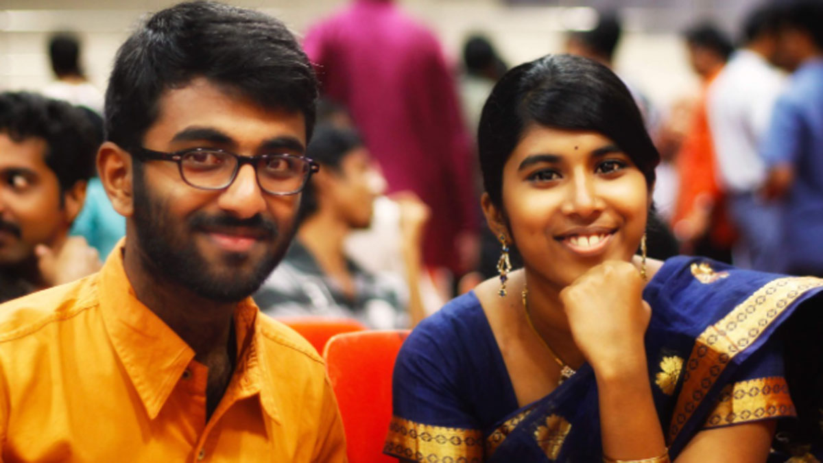 बॉयफ्रेंड के साथ अखबार में छप गई थी आईएएस की फोटो 