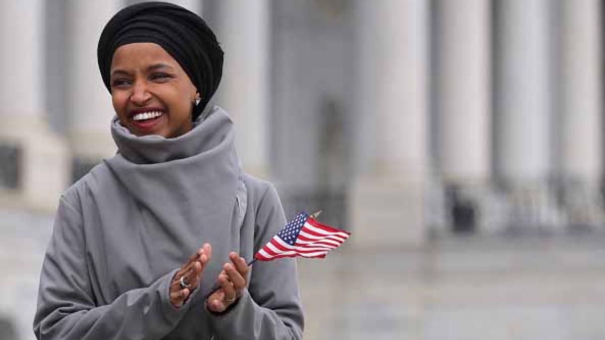अमेरिका की मुस्लिम सांसद इल्‍हान उमर