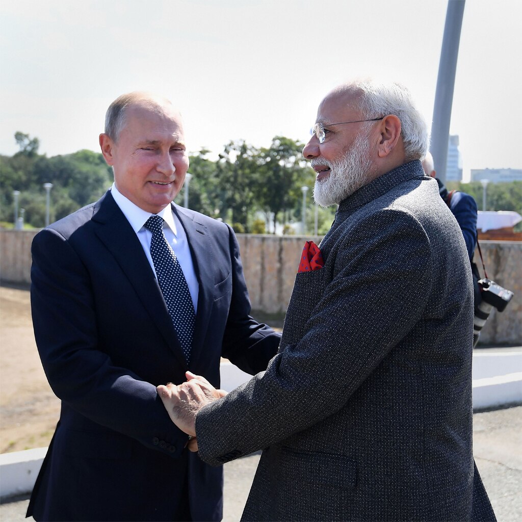 Sino-India issues Russia 