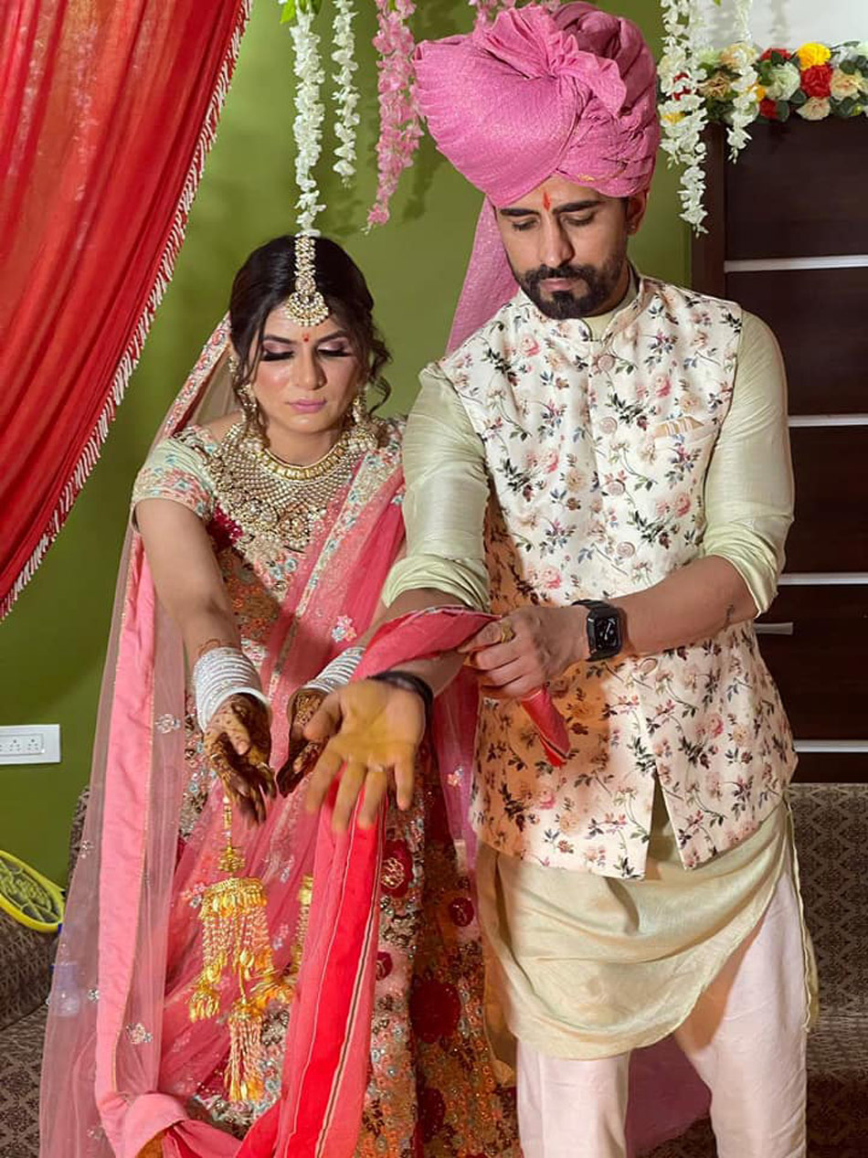 ईशा आनंद शर्मा-वासदेव सिंह जसरोतिया 