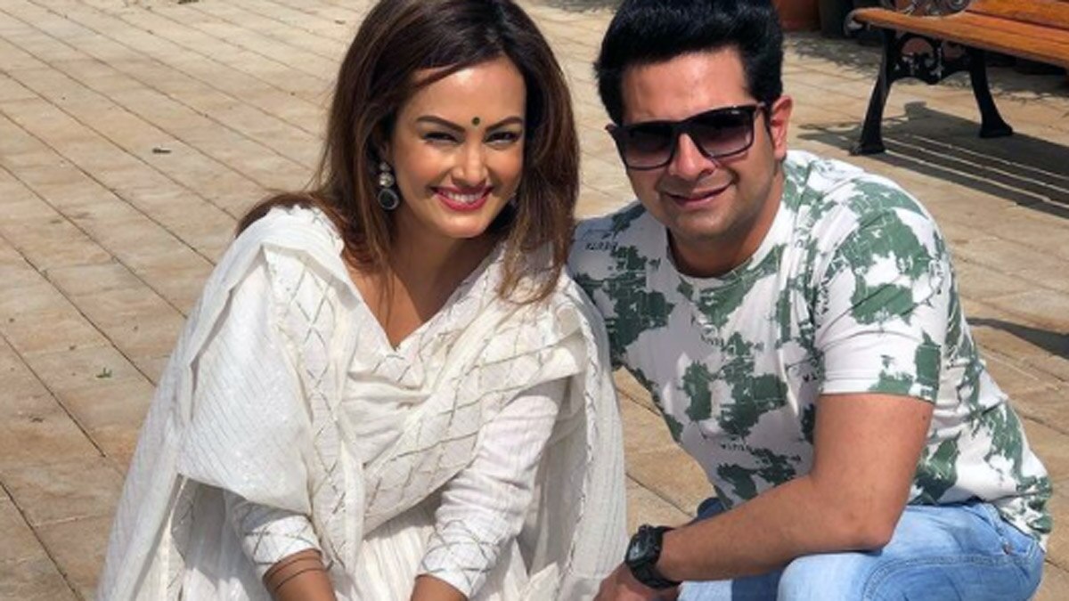 करण मेहरा और निशा रावल