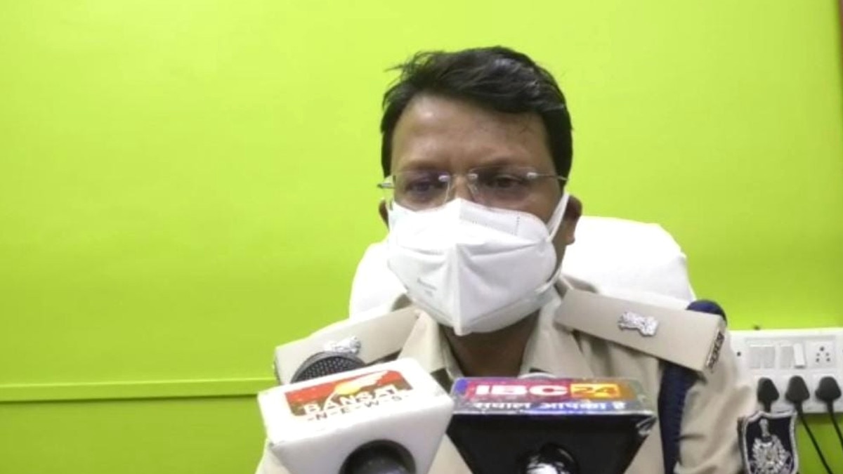 car split into two pieces tragic death