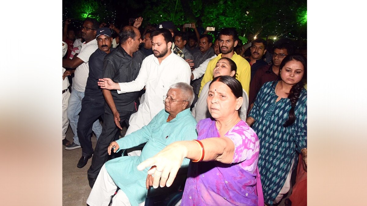 wedding anniversary Lalu yadav rabri 