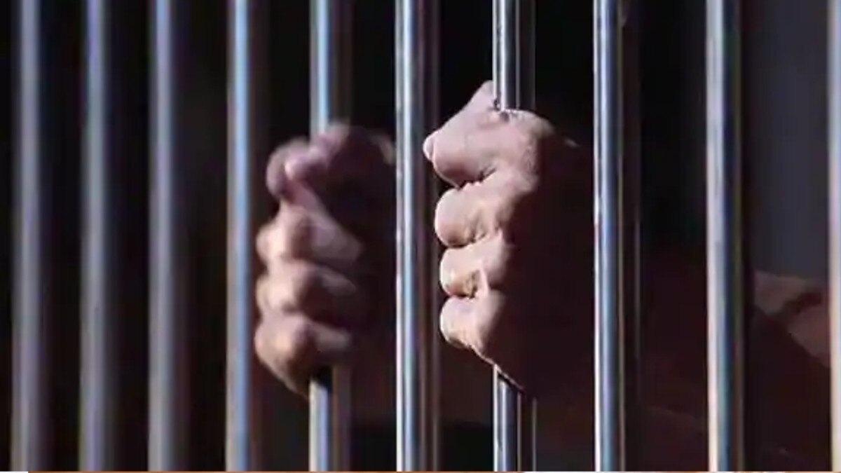 Barabanki husband shot dead wife