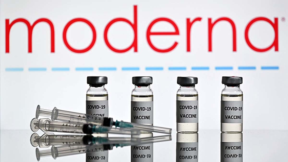 Pfizer Moderna Vaccine