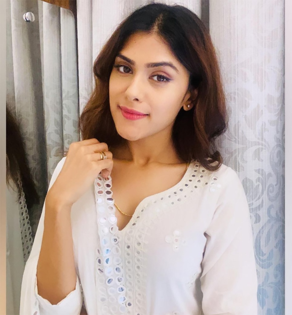 नायरा नेहल शाह 