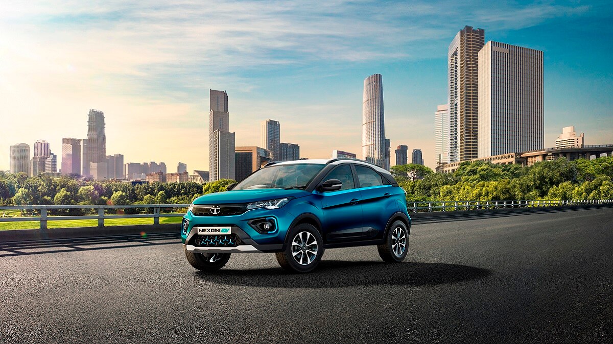 सबसे पहले कीमत