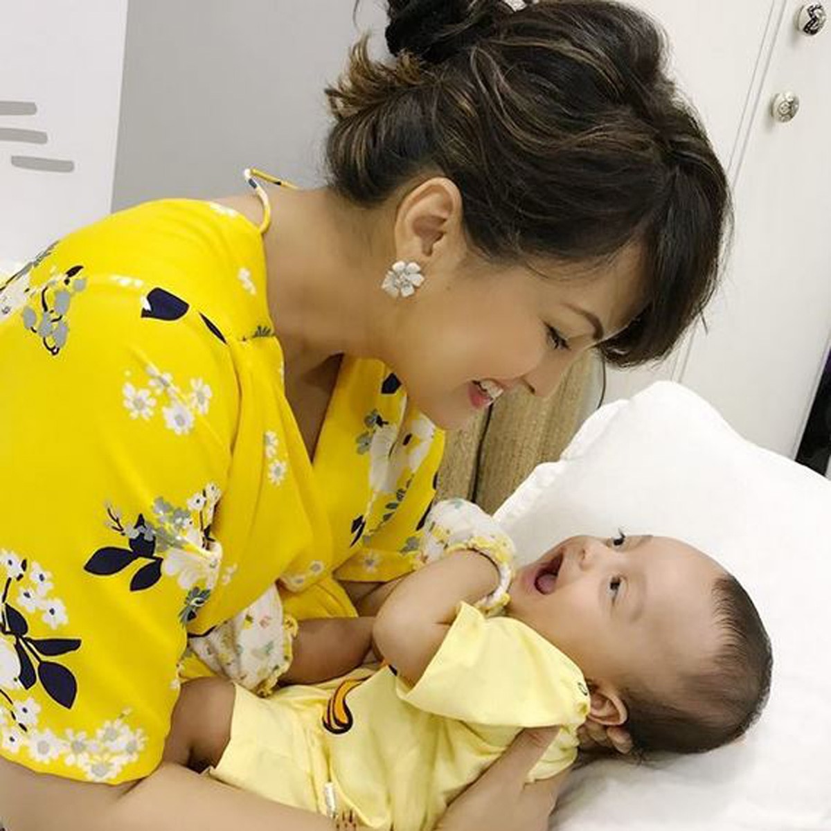 बेटे संग निशा रावल