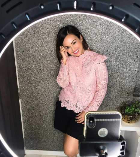 निशा रावल