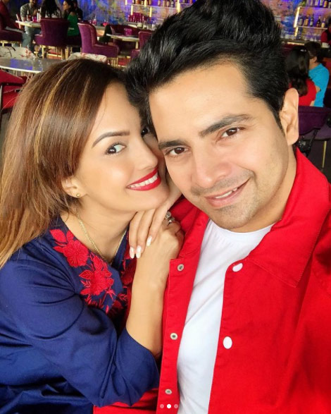  निशा रावल और करण मेहरा