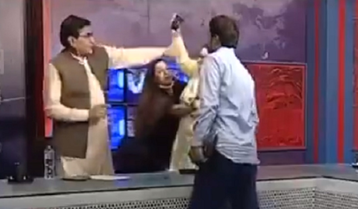 इमरान खान की थप्पड़बाज नेता