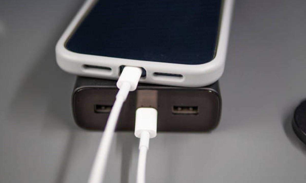 पावर बैंक में धमाका