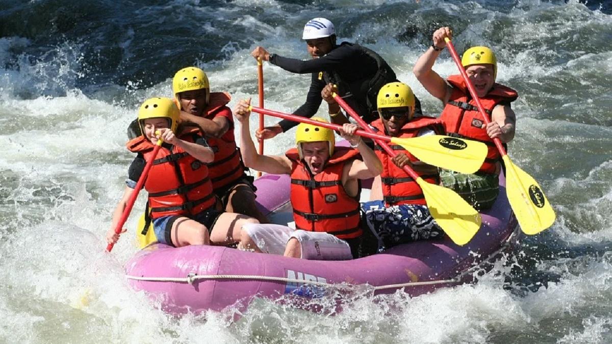 5000 में जन्नत की सैर! दिल्ली-NCR से बेहद नजदीक ये 10 खूबसूरत टूरिस्ट डेस्टिनेशन